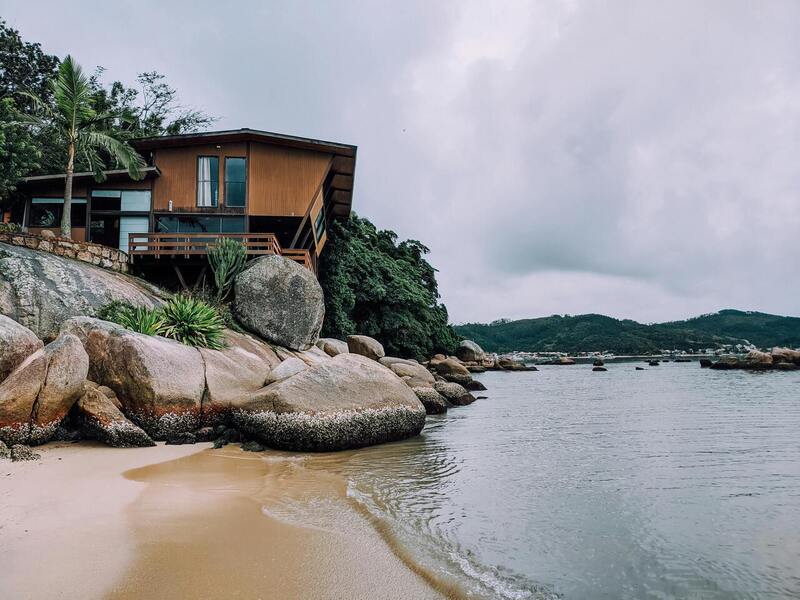 Checklist essencial: tudo o que levar para uma casa de praia alugada