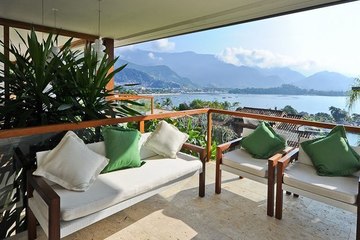 São Sebastião: alto padrão de conforto aos turistas