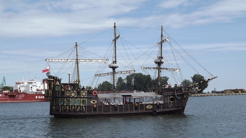 Passeio de escuna em Canasvieiras: um guia sobre a atração