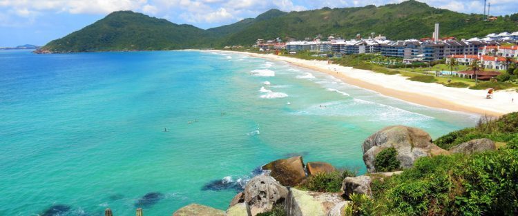 Os encantos e os atrativos de Praia Brava, SC