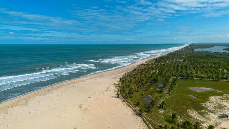 Praias de Camaçari, Bahia: O Guia Completo da Costa dos Coqueiros