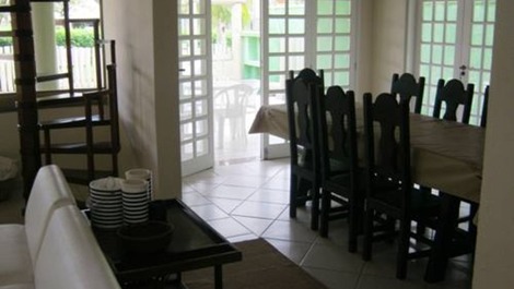 Fantástica casa para 10 personas con 6 suites, ubicación privilegiada.