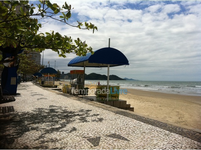 Apartamento para aluguel de temporada em Balneário Camboriú (Praia Central)
