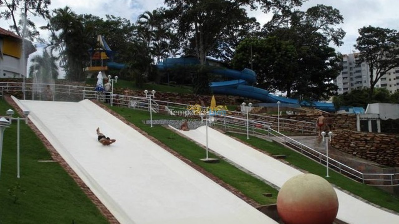 Apartamento para aluguel de temporada em Caldas Novas (Bairro Termal)