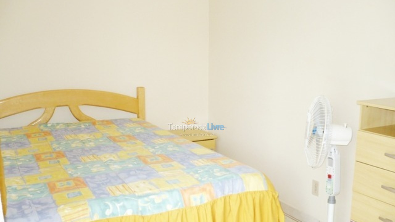 Apartamento para aluguel de temporada em Balneário Camboriú (Praia Central)