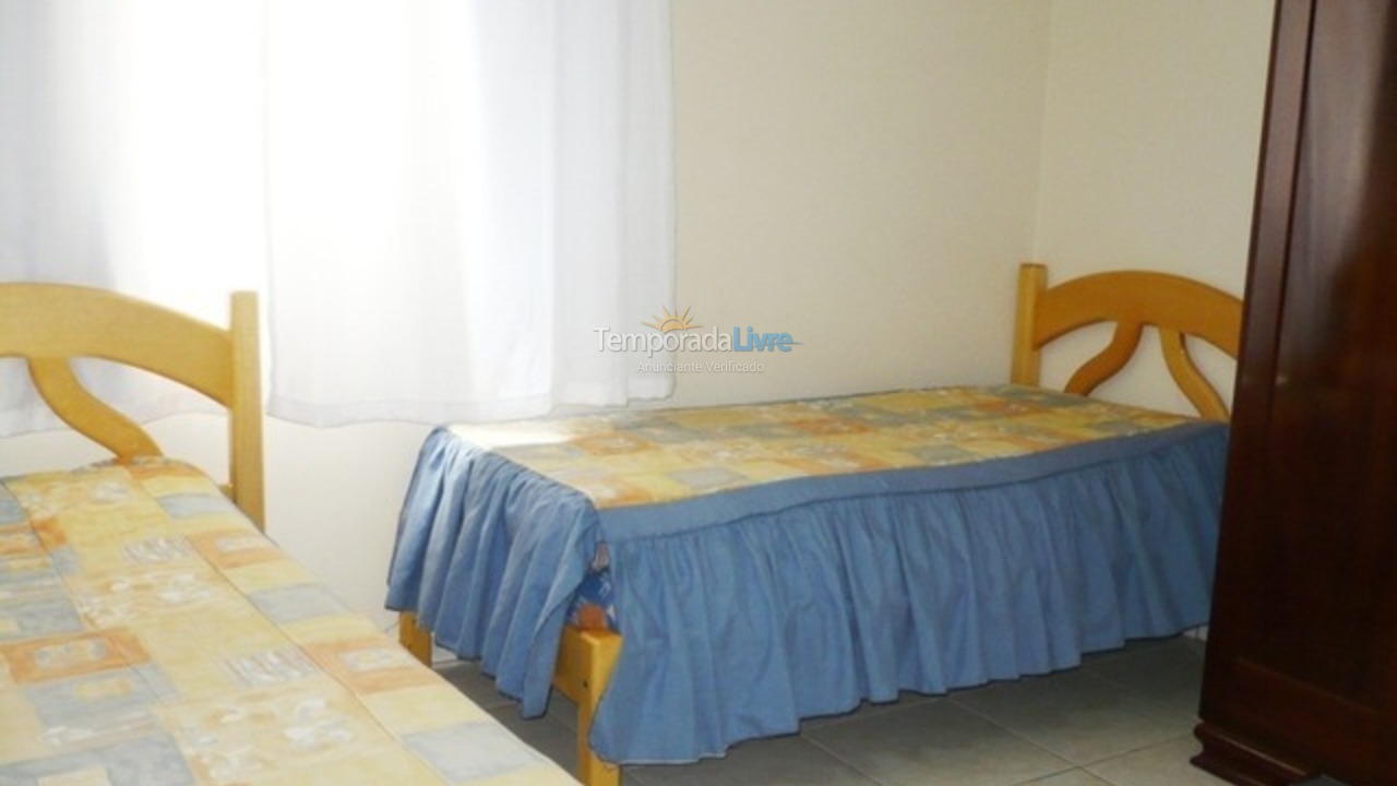 Apartamento para aluguel de temporada em Balneário Camboriú (Praia Central)