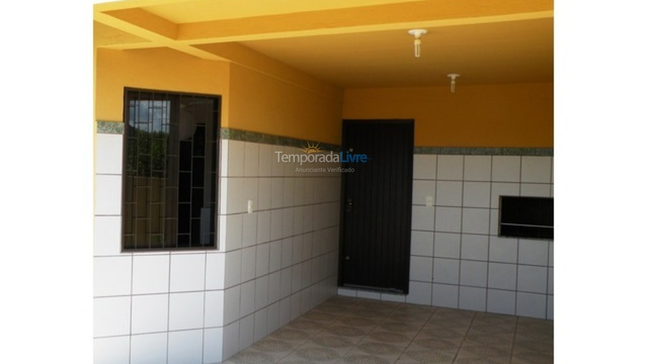 Casa para aluguel de temporada em Bombinhas (Mariscal)