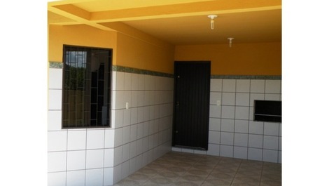 garagem coberta com churrasqueira individual