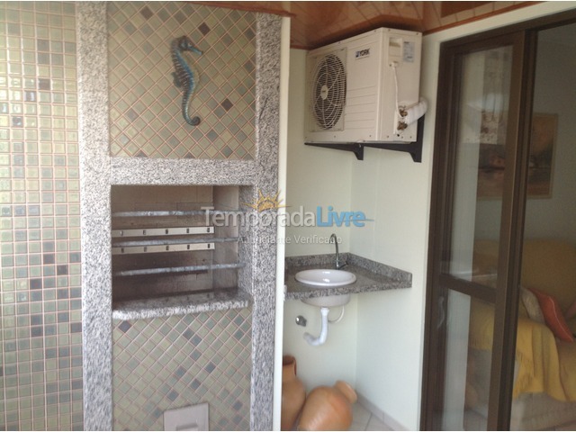 Apartamento para aluguel de temporada em Balneário Camboriú (Praia Central)