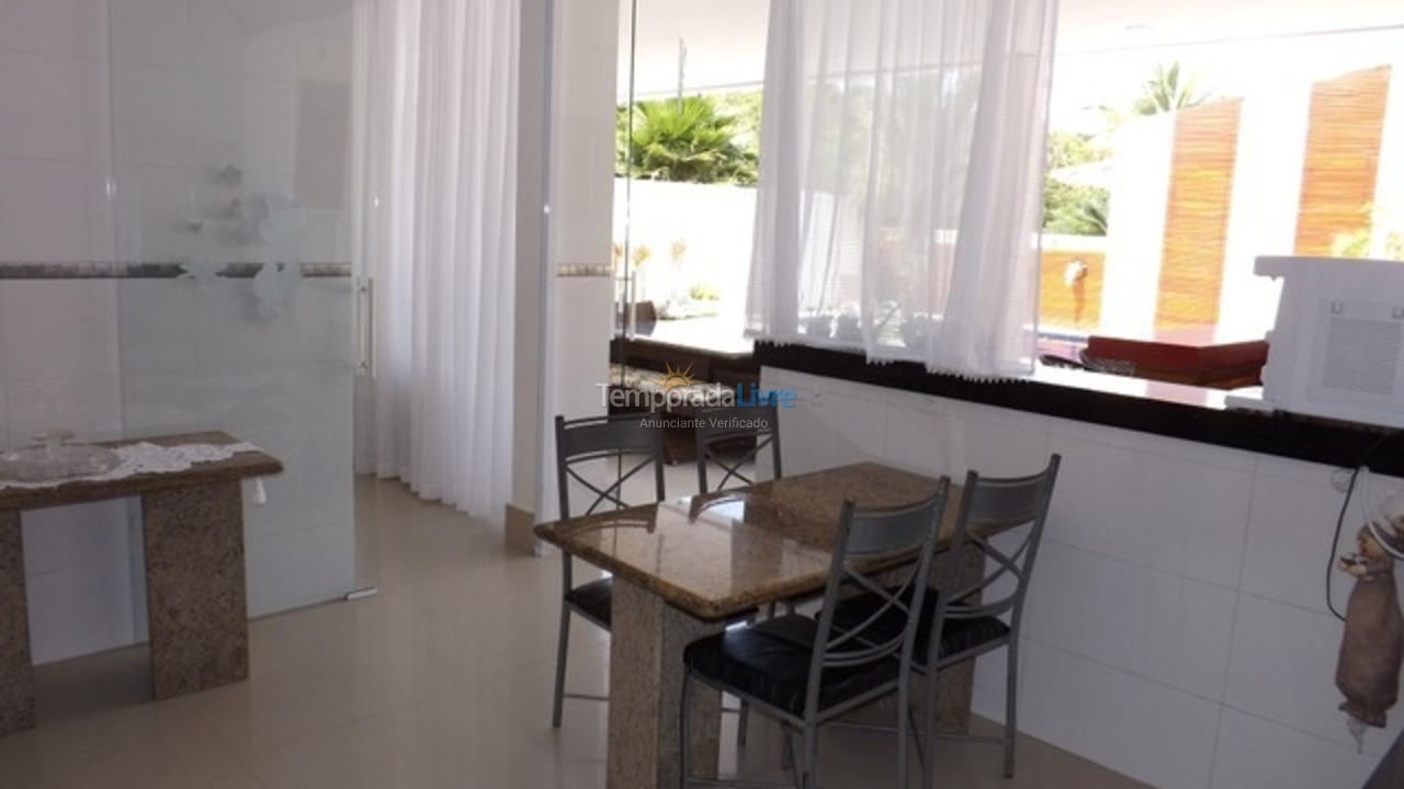 Casa para aluguel de temporada em Guarujá (Jardim Acapulco)
