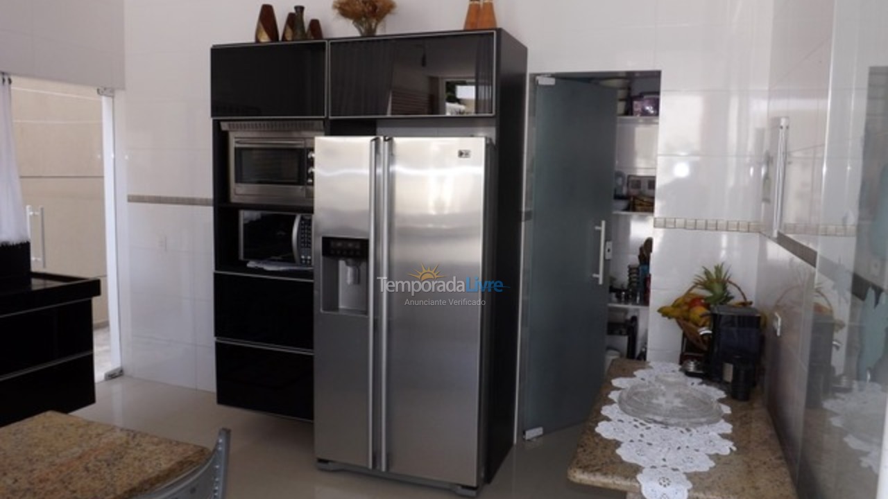 Casa para aluguel de temporada em Guarujá (Jardim Acapulco)