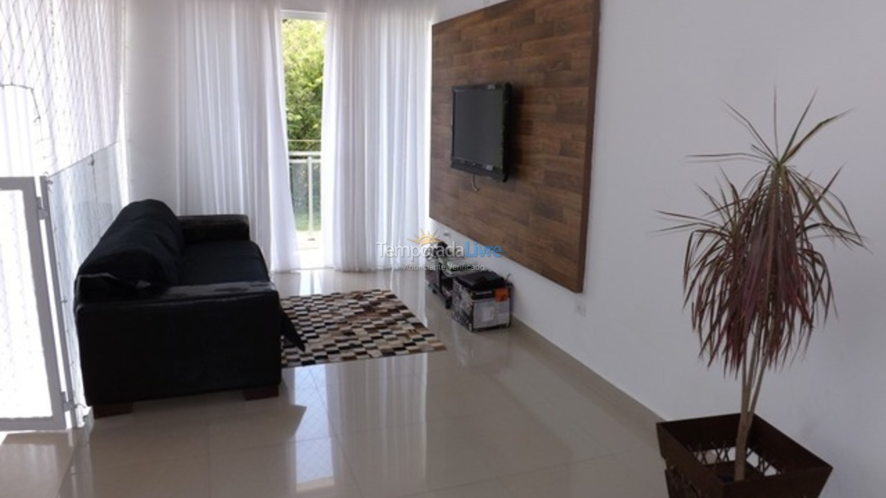 Casa para aluguel de temporada em Guarujá (Jardim Acapulco)