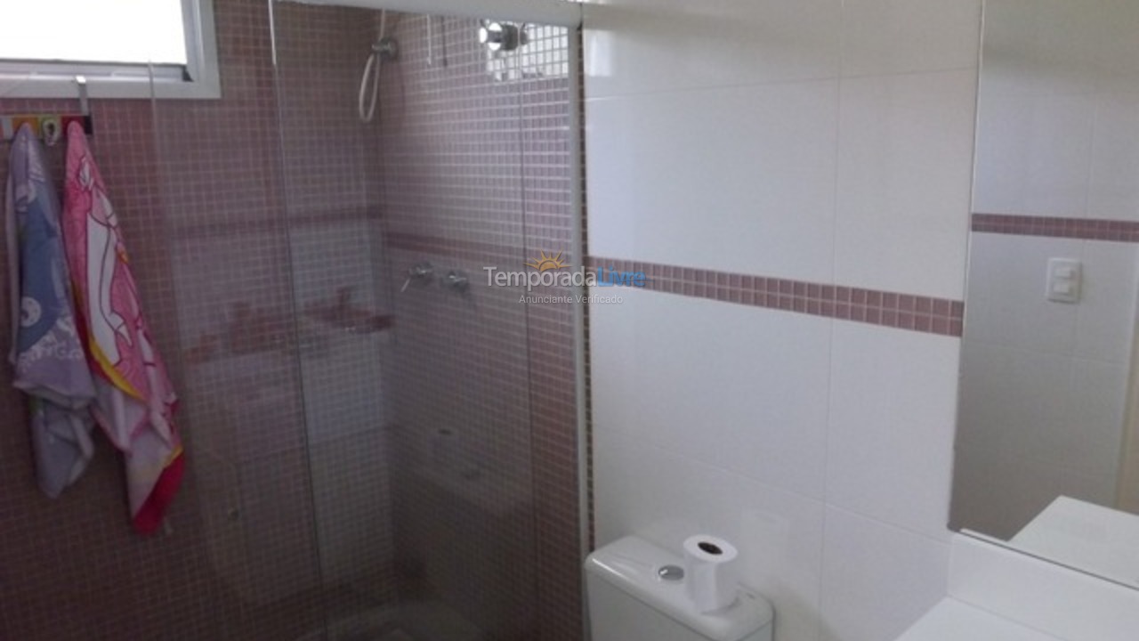 Casa para aluguel de temporada em Guarujá (Jardim Acapulco)