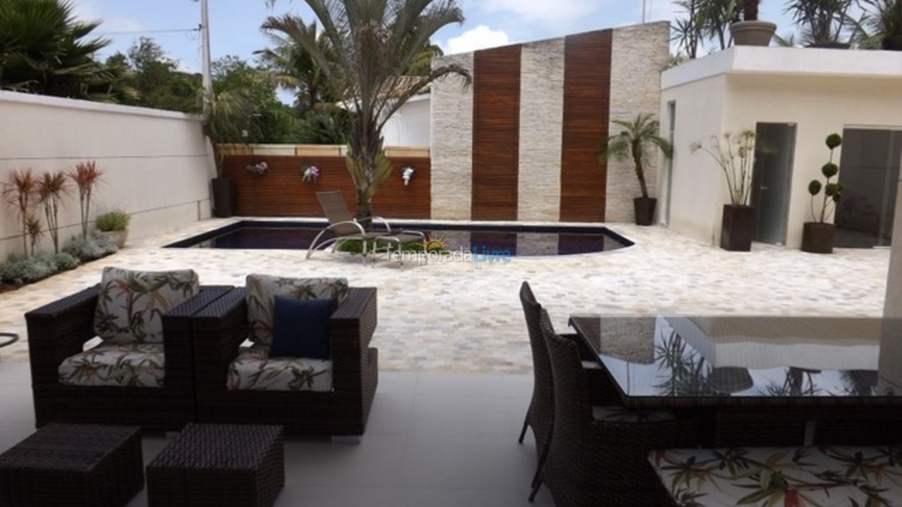 Casa para aluguel de temporada em Guarujá (Jardim Acapulco)