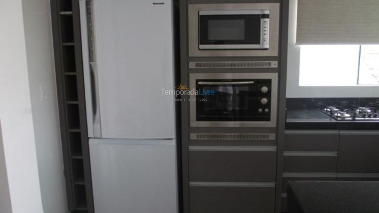 Casa para alquiler de vacaciones em Bombinhas (Praia de Bombas)