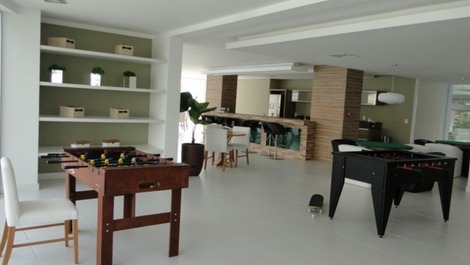 RESORT ALTO PADRÃO COM PISCINA 2 SUÍTES - FÉRIAS INESQUECÍVEIS