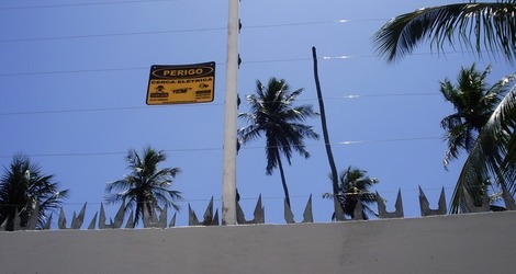 Segurança com cerca eletrica