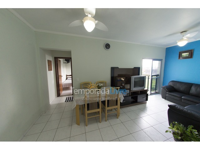 Apartamento para alquiler de vacaciones em Mongaguá (Centro)