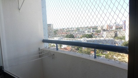 Sacada .varal e cadeira 