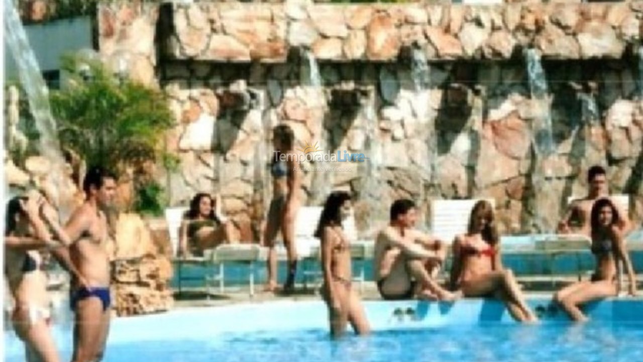 Apartamento para aluguel de temporada em Caldas Novas (Bairro Termal)