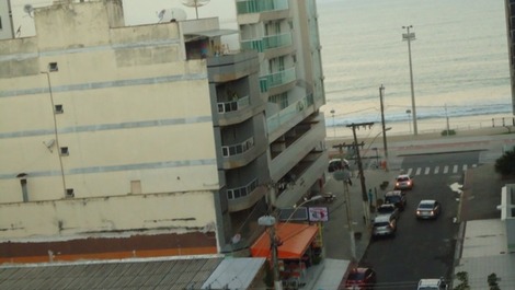 Apartamento 2 quartos para 6 pessoas a 50 mtros da praia do morro