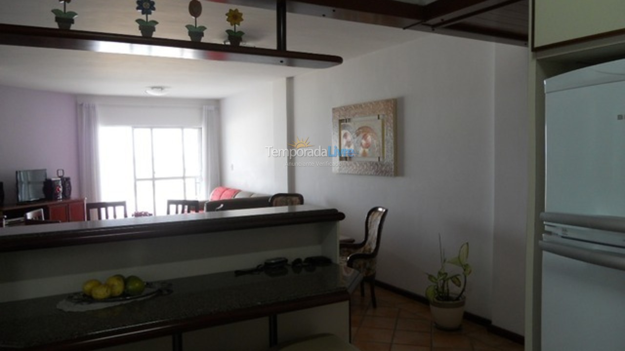 Apartamento para aluguel de temporada em Itapema (Centro)