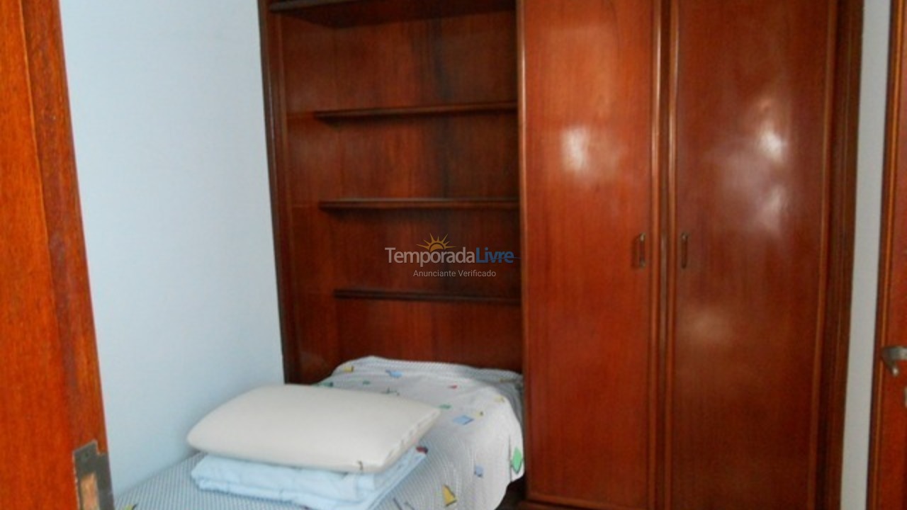 Apartamento para aluguel de temporada em Itapema (Centro)