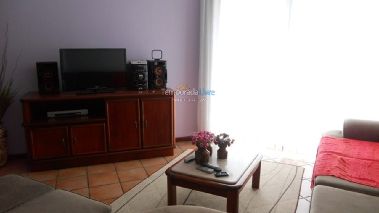 Apartamento para aluguel de temporada em Itapema (Centro)