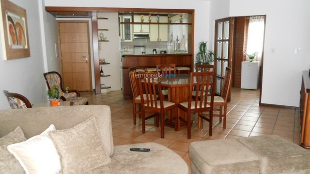 Apartamento para aluguel de temporada em Itapema (Centro)