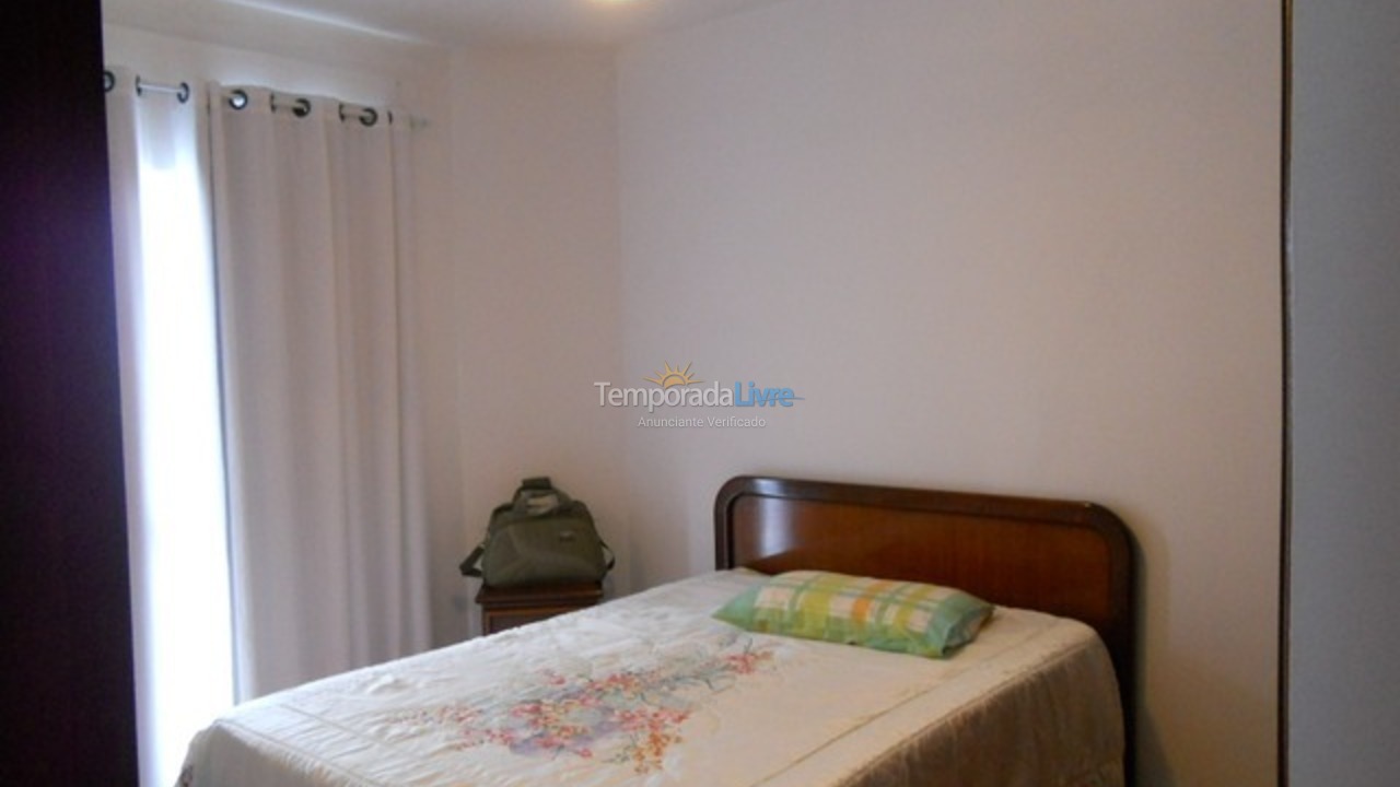 Apartamento para aluguel de temporada em Itapema (Centro)