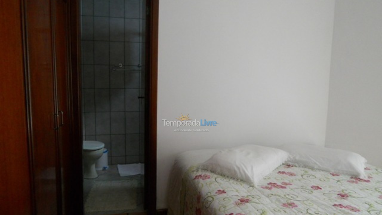 Apartamento para aluguel de temporada em Itapema (Centro)