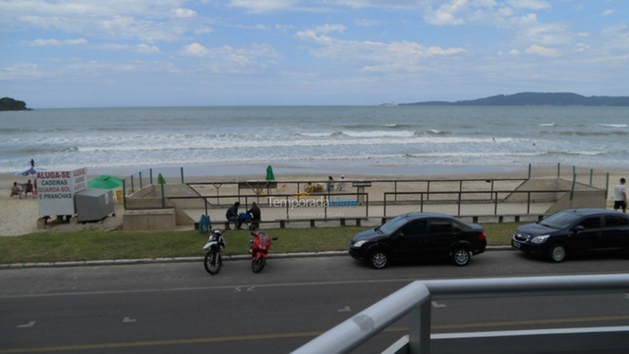 Apartamento para aluguel de temporada em Itapema (Centro)