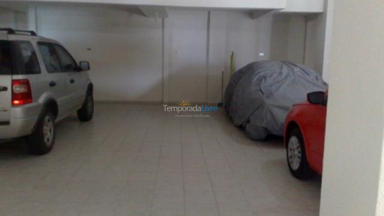 Apartamento para aluguel de temporada em Itapema (Meia Praia)