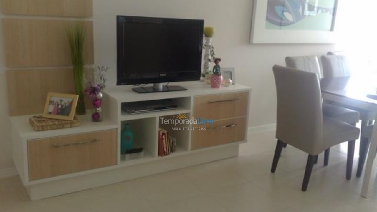 Apartamento para aluguel de temporada em Itapema (Meia Praia)