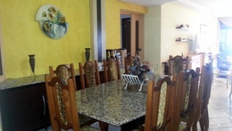 Sala com 2 ambientes