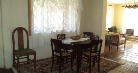 House 04 Dorms w / pool - close to the beach