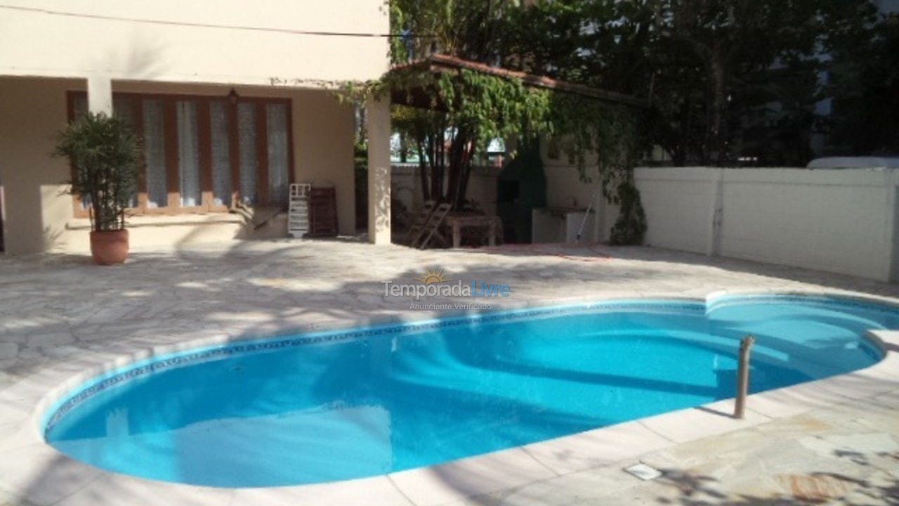 House for vacation rental in Guarujá (Pitangueiras)