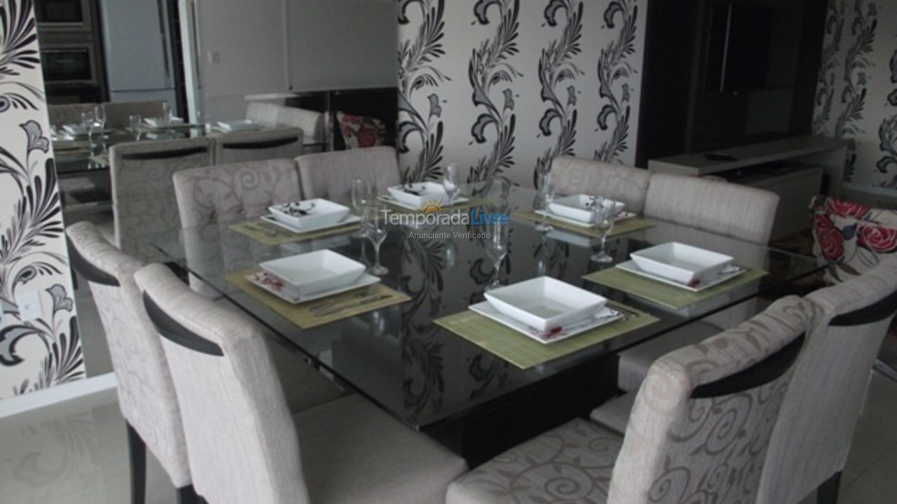 Casa para alquiler de vacaciones em Bombinhas (Praia de Bombas)