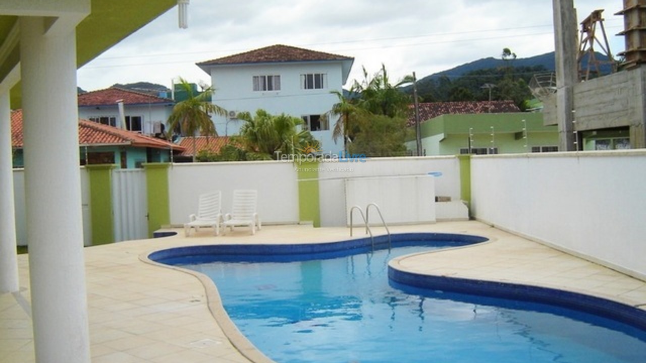House for vacation rental in Itapema (Centro)