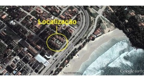 Casa en una urbanización cerrada frente a la playa en Praia Grande, Ubatuba.