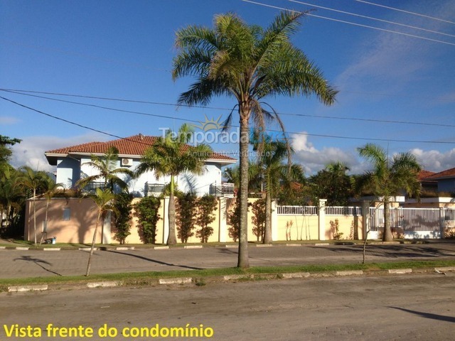 Casa para alquiler de vacaciones em Ubatuba (Praia Grande)