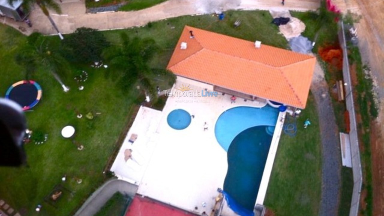 Granja para alquiler de vacaciones em Ibiúna (Condominio Sitio Lagos de Ibiuna)