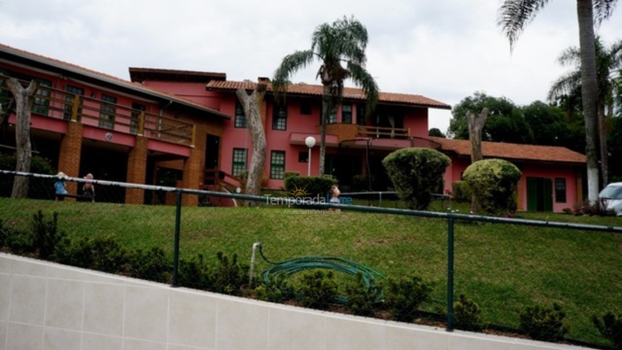 Granja para alquiler de vacaciones em Ibiúna (Condominio Sitio Lagos de Ibiuna)