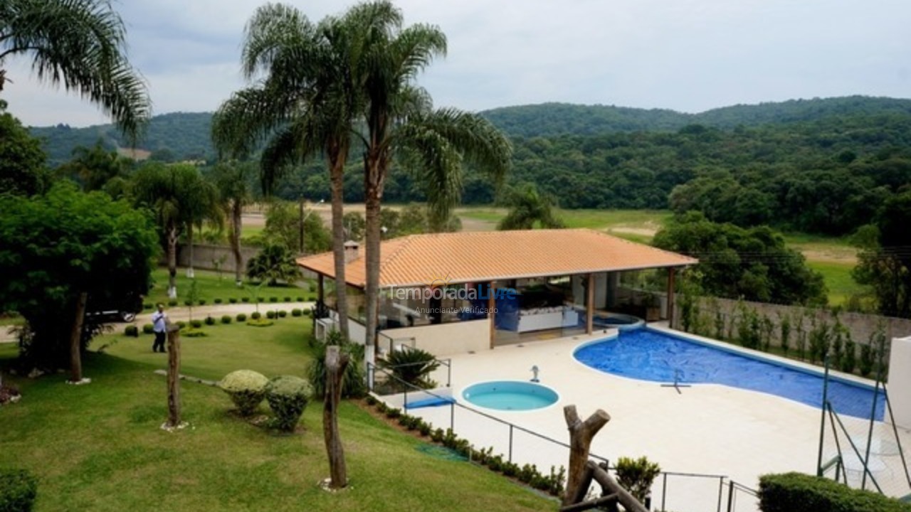 Granja para alquiler de vacaciones em Ibiúna (Condominio Sitio Lagos de Ibiuna)
