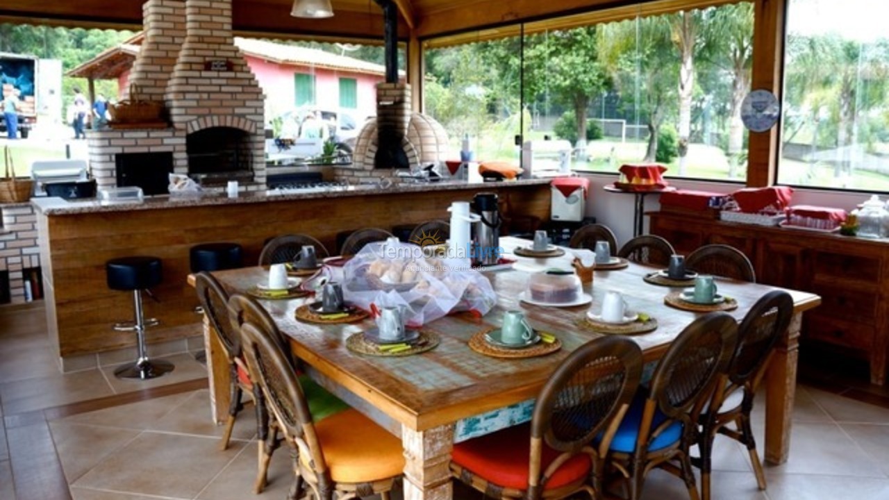 Granja para alquiler de vacaciones em Ibiúna (Condominio Sitio Lagos de Ibiuna)