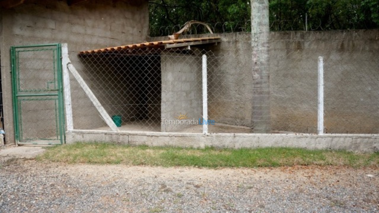 Granja para alquiler de vacaciones em Ibiúna (Condominio Sitio Lagos de Ibiuna)