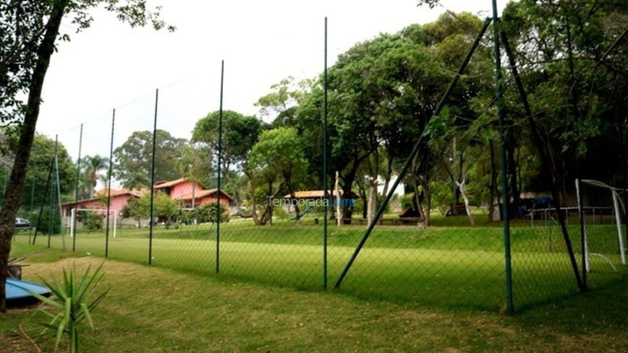 Granja para alquiler de vacaciones em Ibiúna (Condominio Sitio Lagos de Ibiuna)