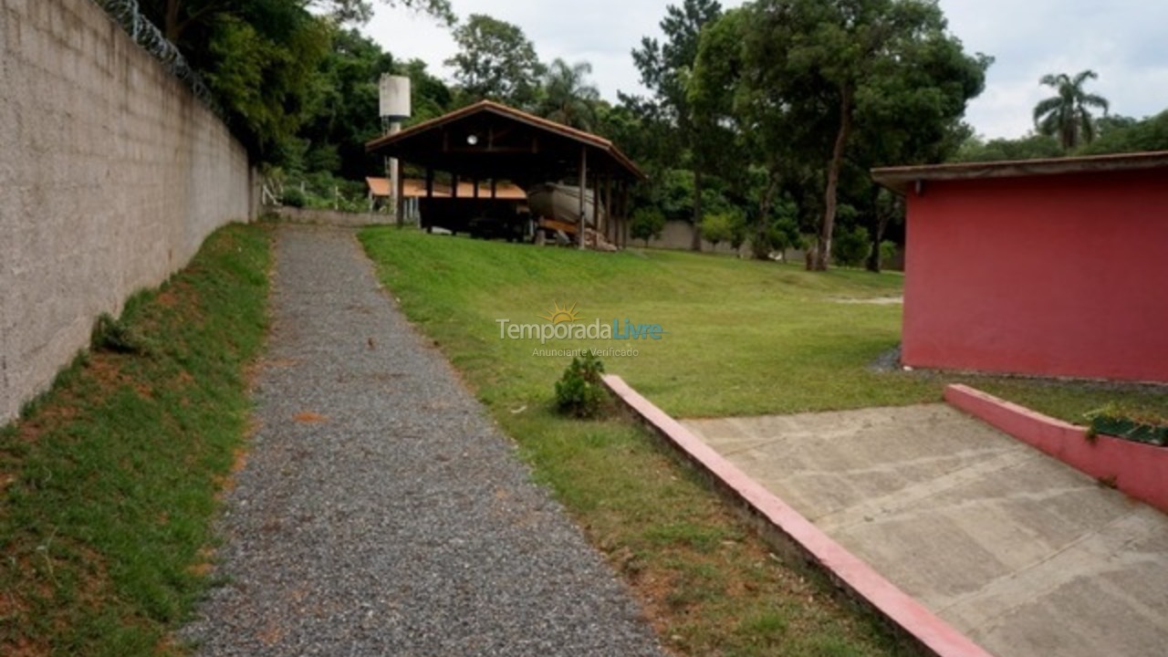 Granja para alquiler de vacaciones em Ibiúna (Condominio Sitio Lagos de Ibiuna)