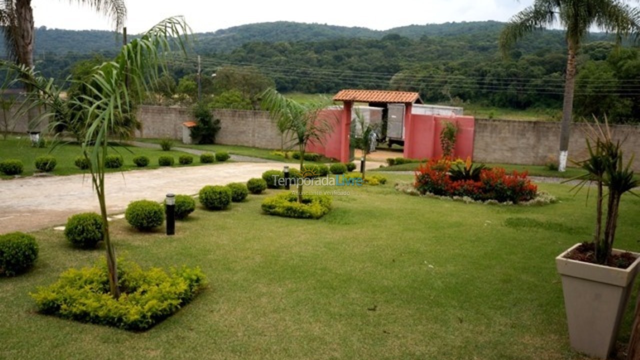 Granja para alquiler de vacaciones em Ibiúna (Condominio Sitio Lagos de Ibiuna)