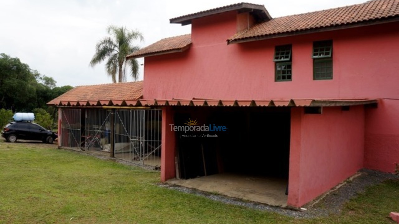 Granja para alquiler de vacaciones em Ibiúna (Condominio Sitio Lagos de Ibiuna)